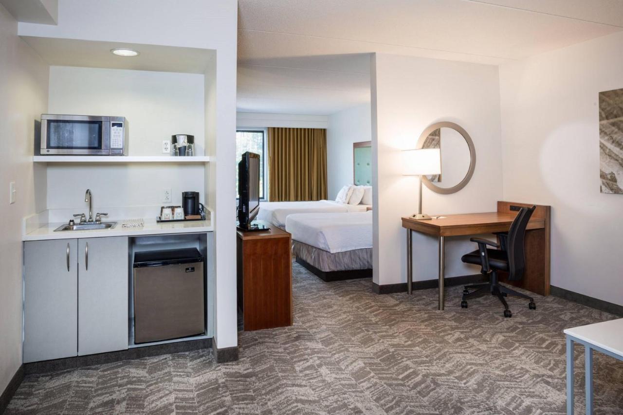 Springhill Suites Hampton Buitenkant foto
