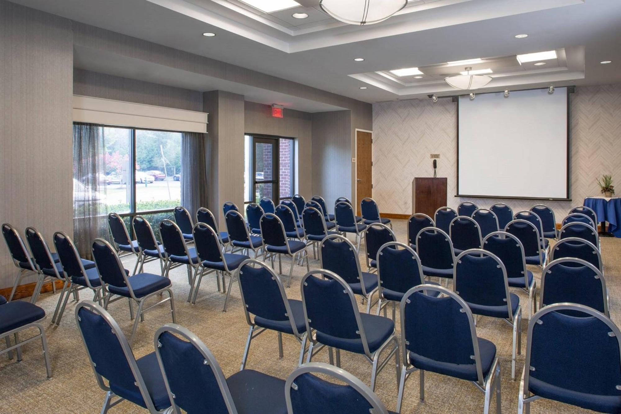 Springhill Suites Hampton Buitenkant foto