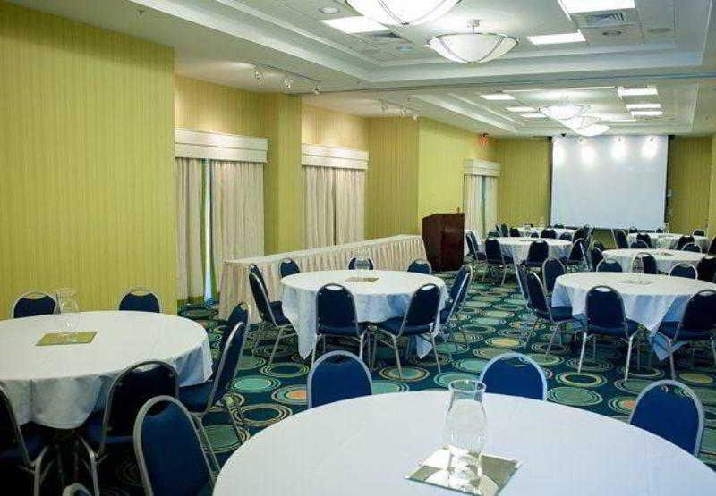 Springhill Suites Hampton Buitenkant foto
